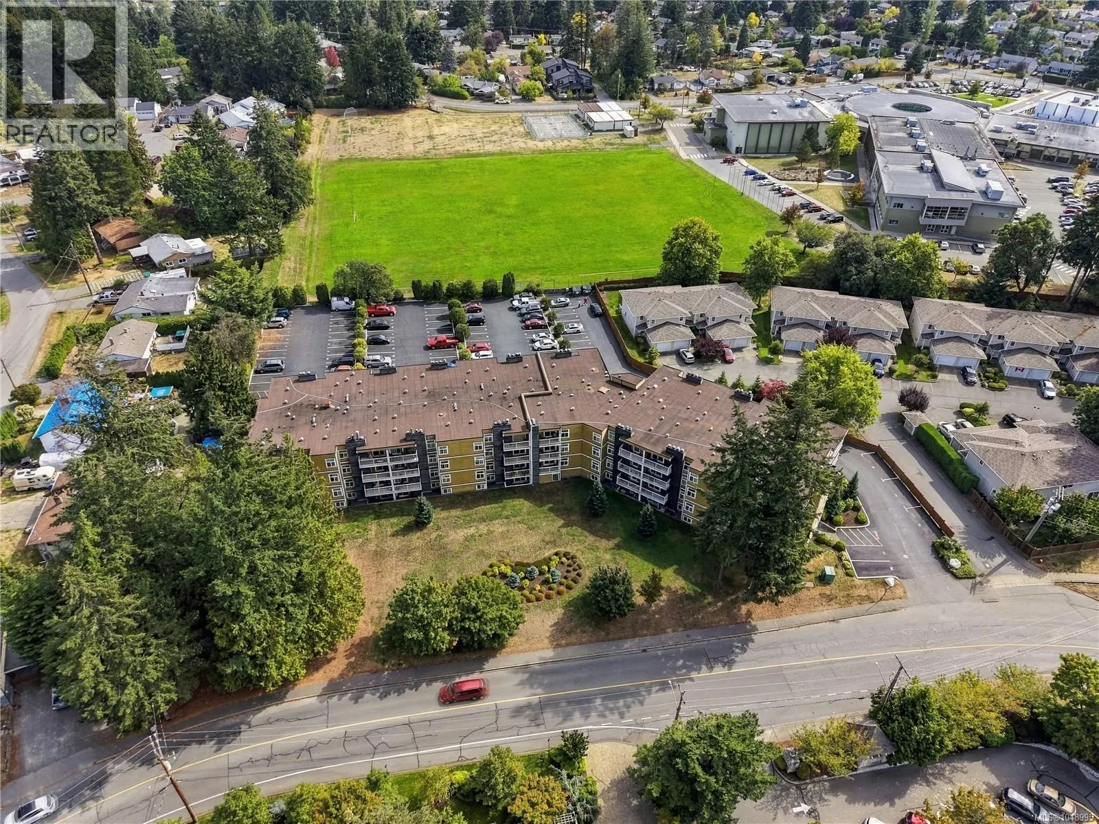 313 3270 Ross Rd