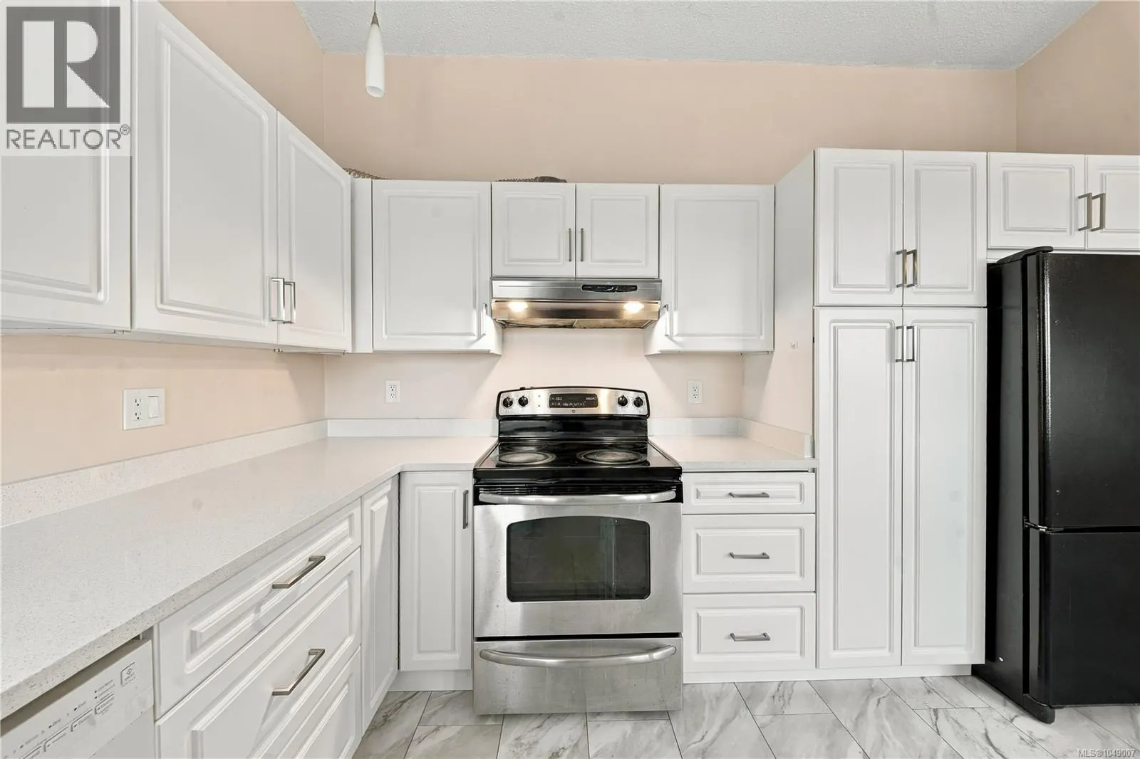 200 Kingfisher Pl