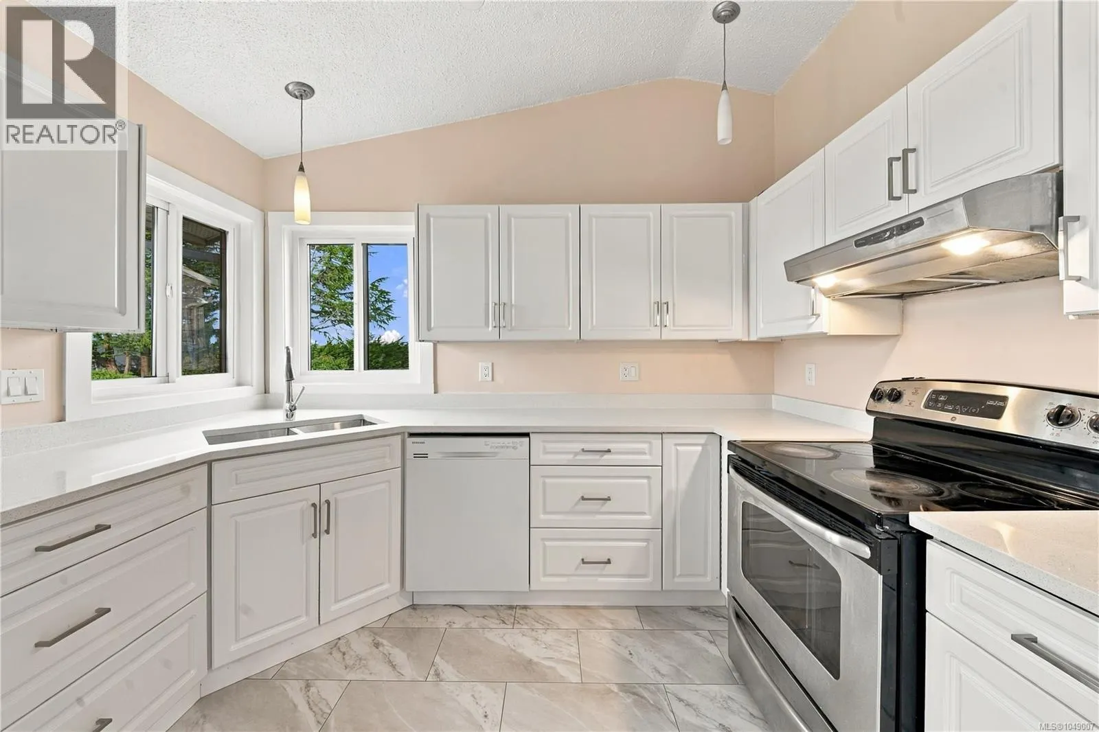 200 Kingfisher Pl