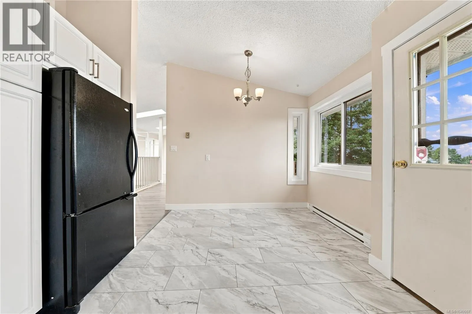 200 Kingfisher Pl