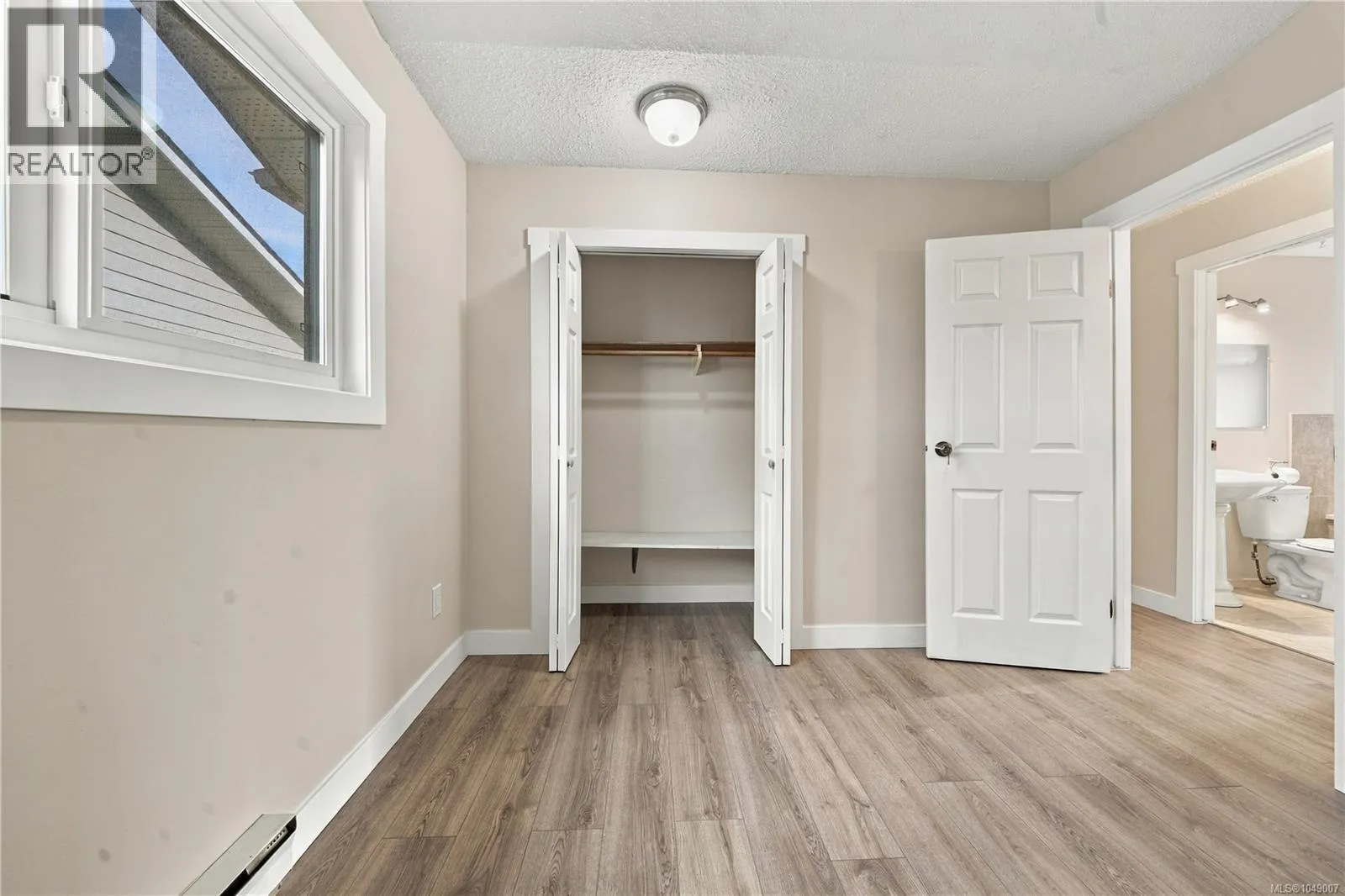 200 Kingfisher Pl