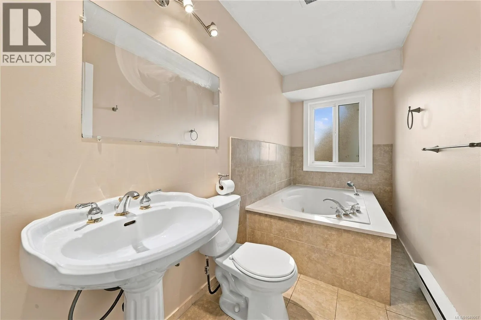200 Kingfisher Pl