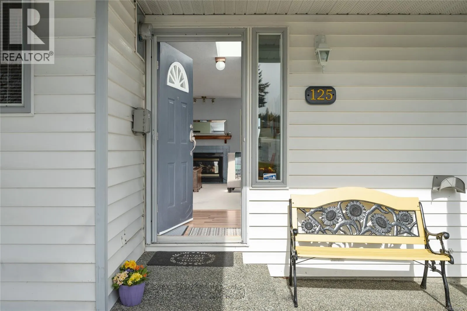 125 Sylvan Pl