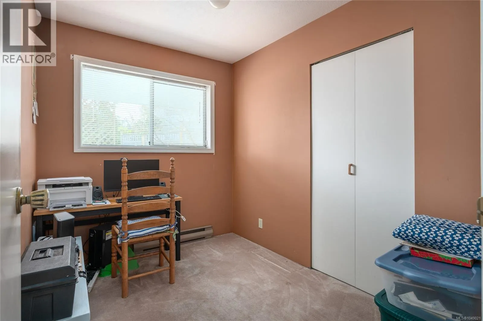 125 Sylvan Pl
