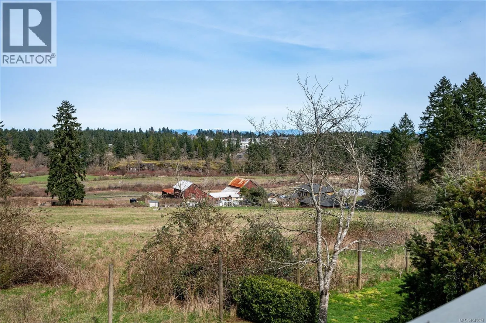 125 Sylvan Pl