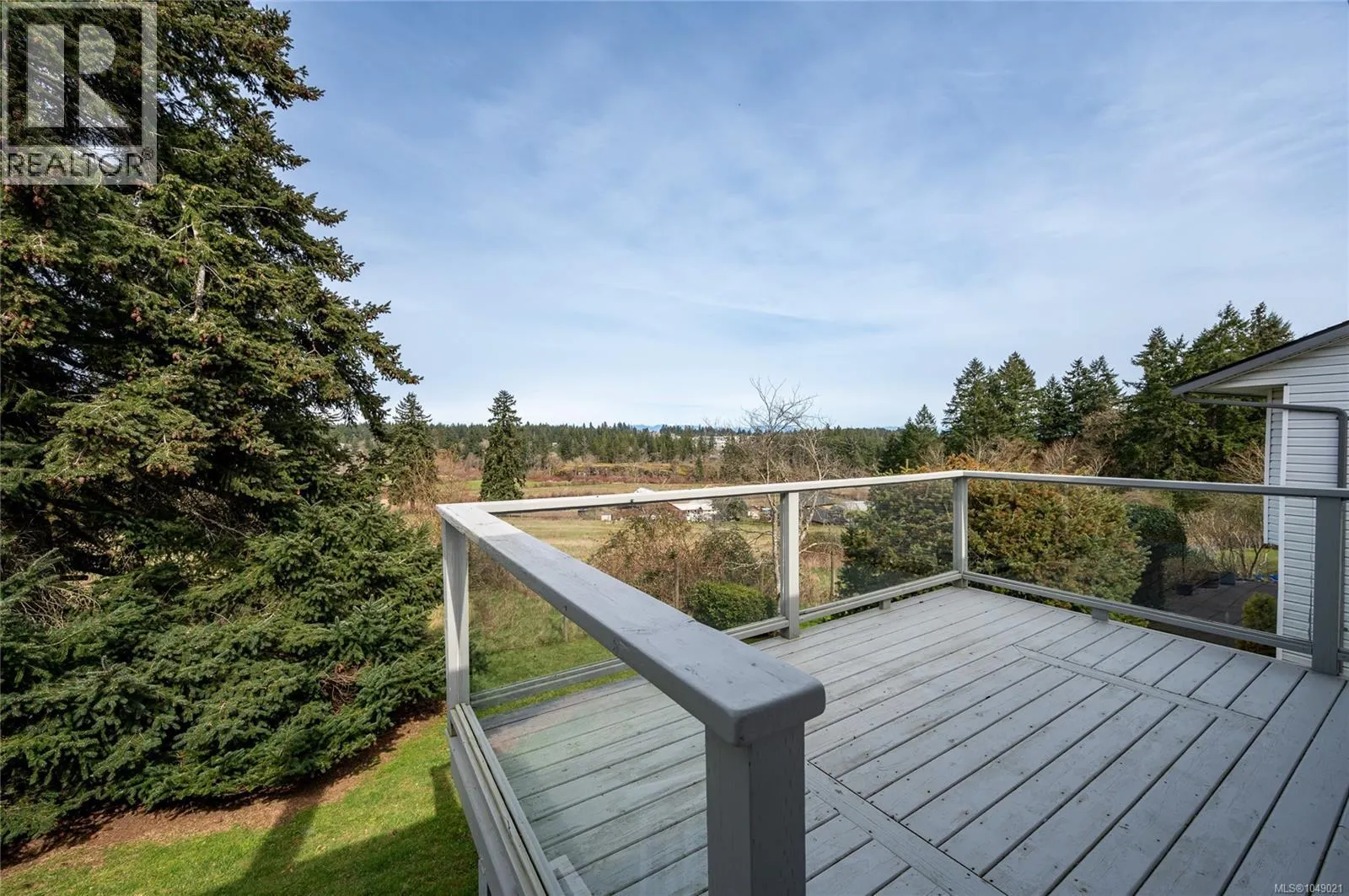 125 Sylvan Pl