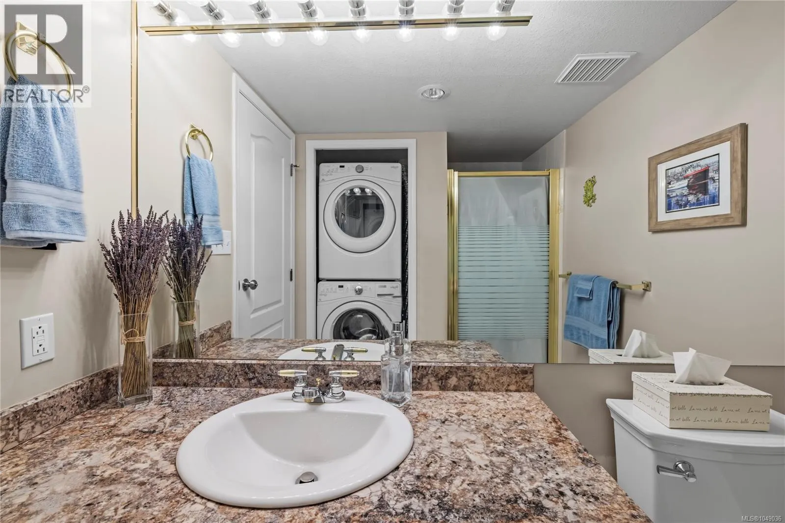 206 158 Promenade Dr