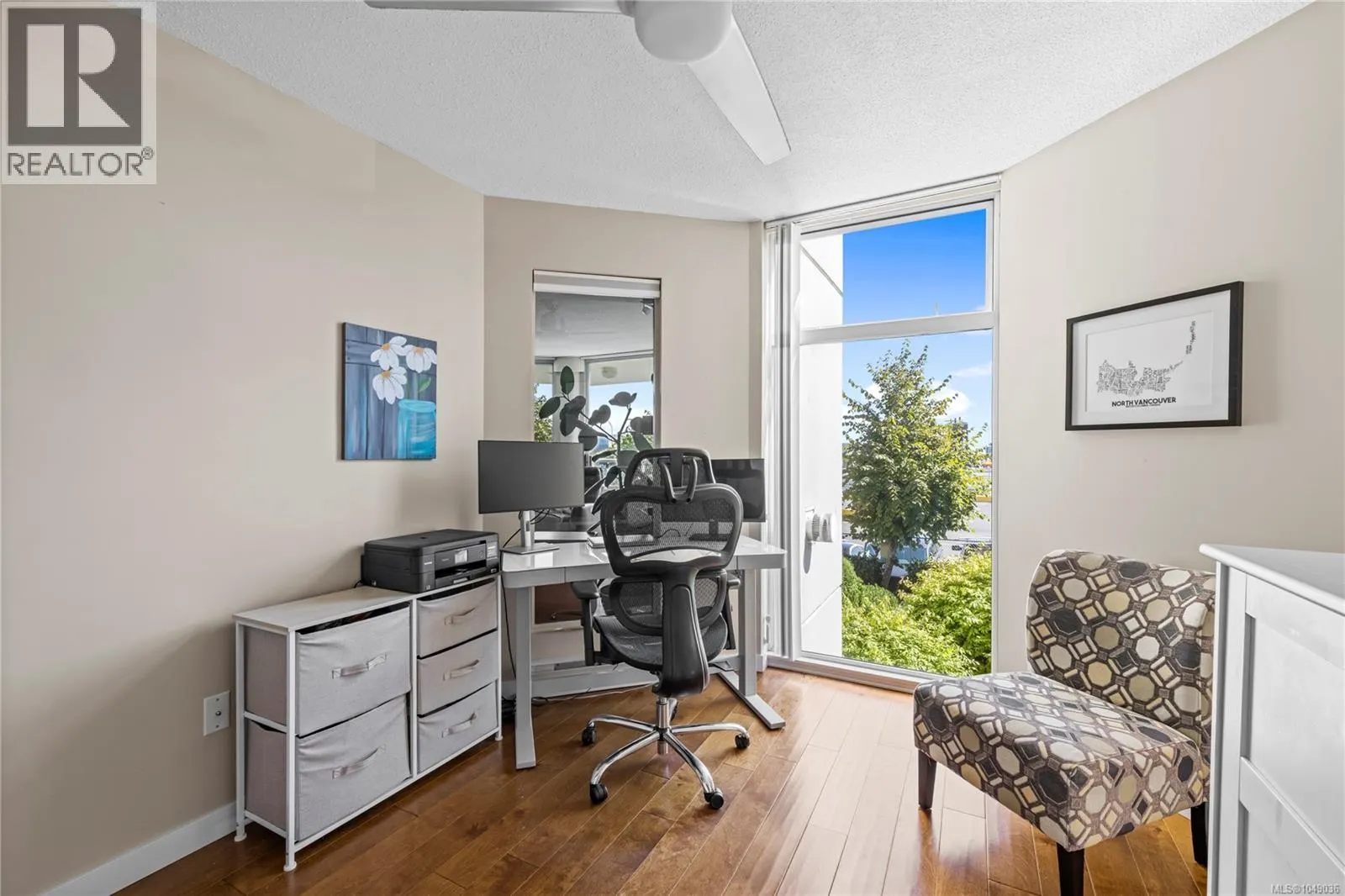 206 158 Promenade Dr