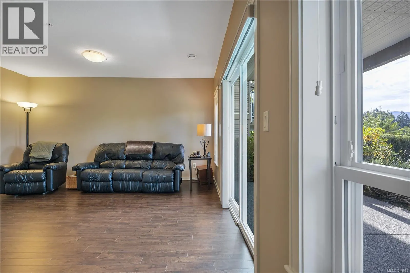 101 6245 PLEASANT RIDGE Pl