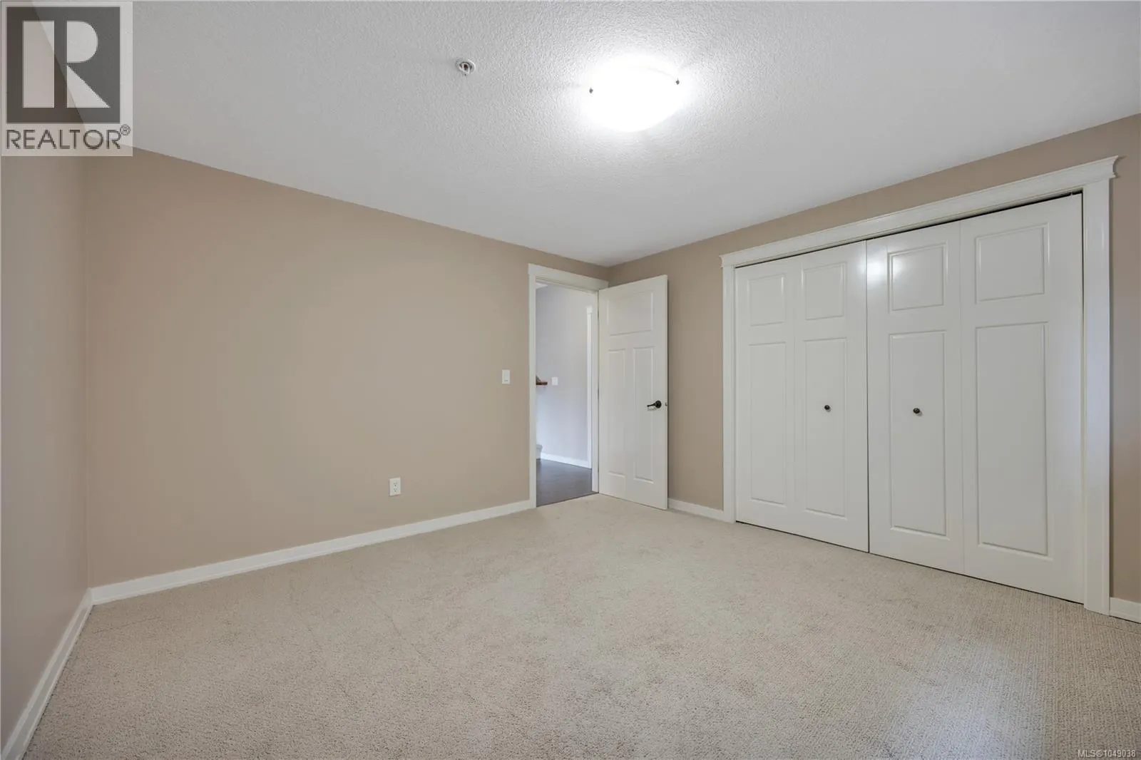 101 6245 PLEASANT RIDGE Pl