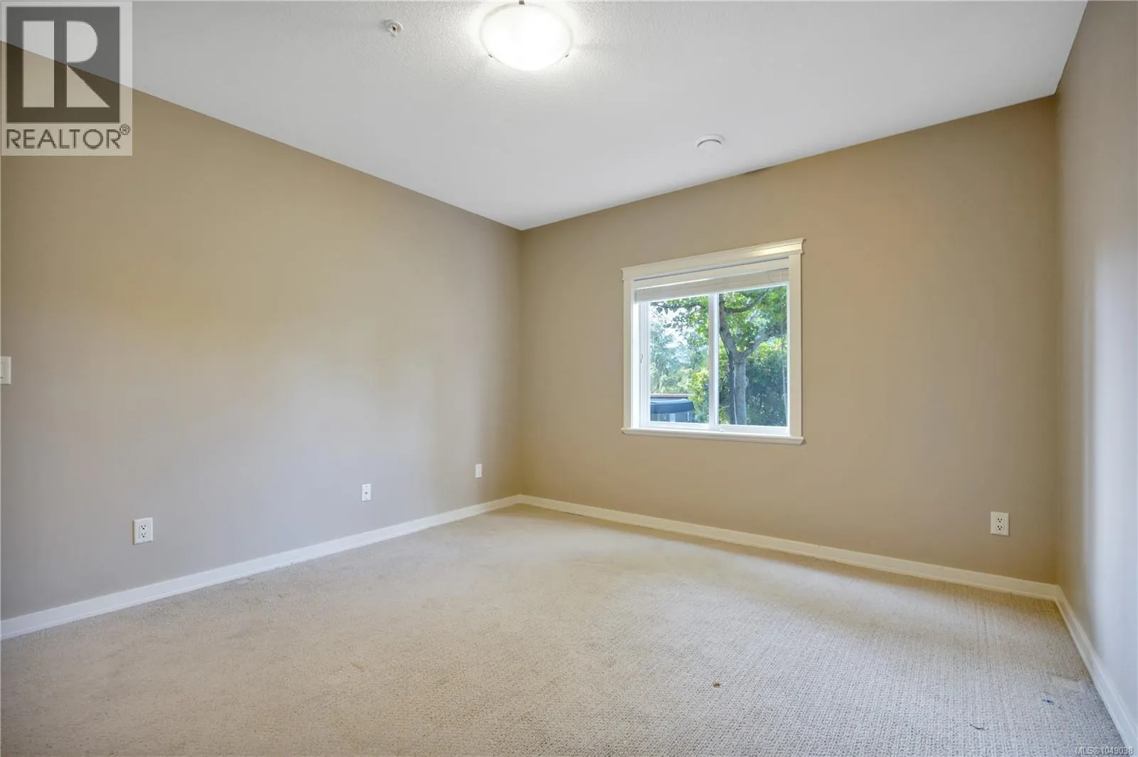 101 6245 PLEASANT RIDGE Pl
