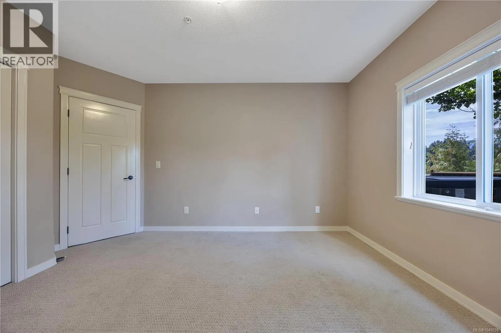 101 6245 PLEASANT RIDGE Pl