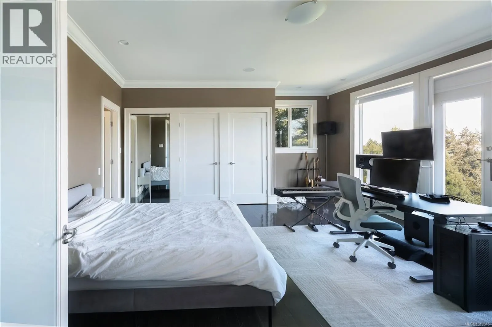 3554 Collingwood Dr