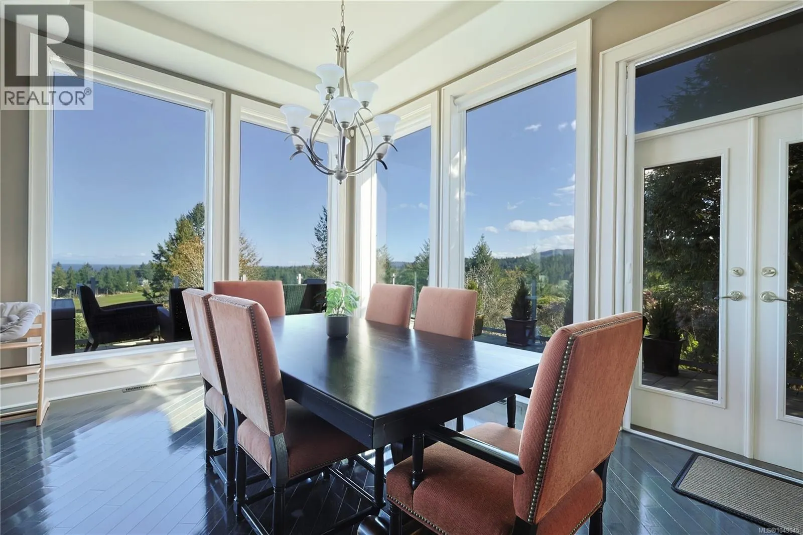3554 Collingwood Dr