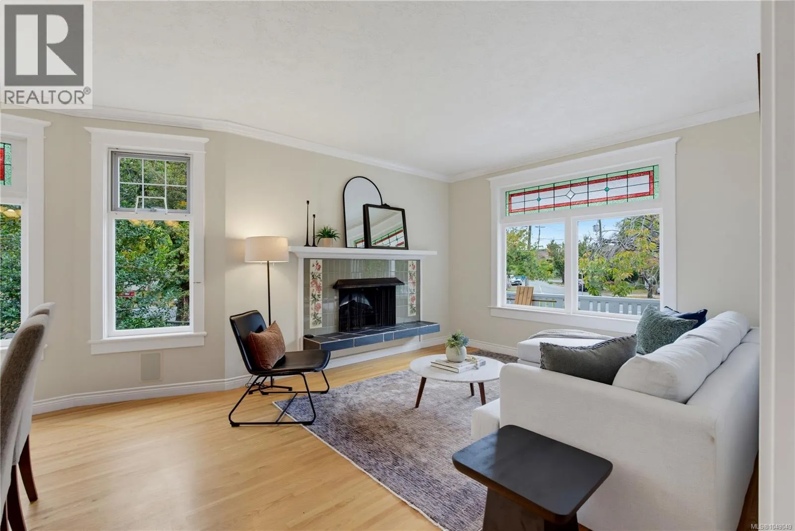 103 Bushby St