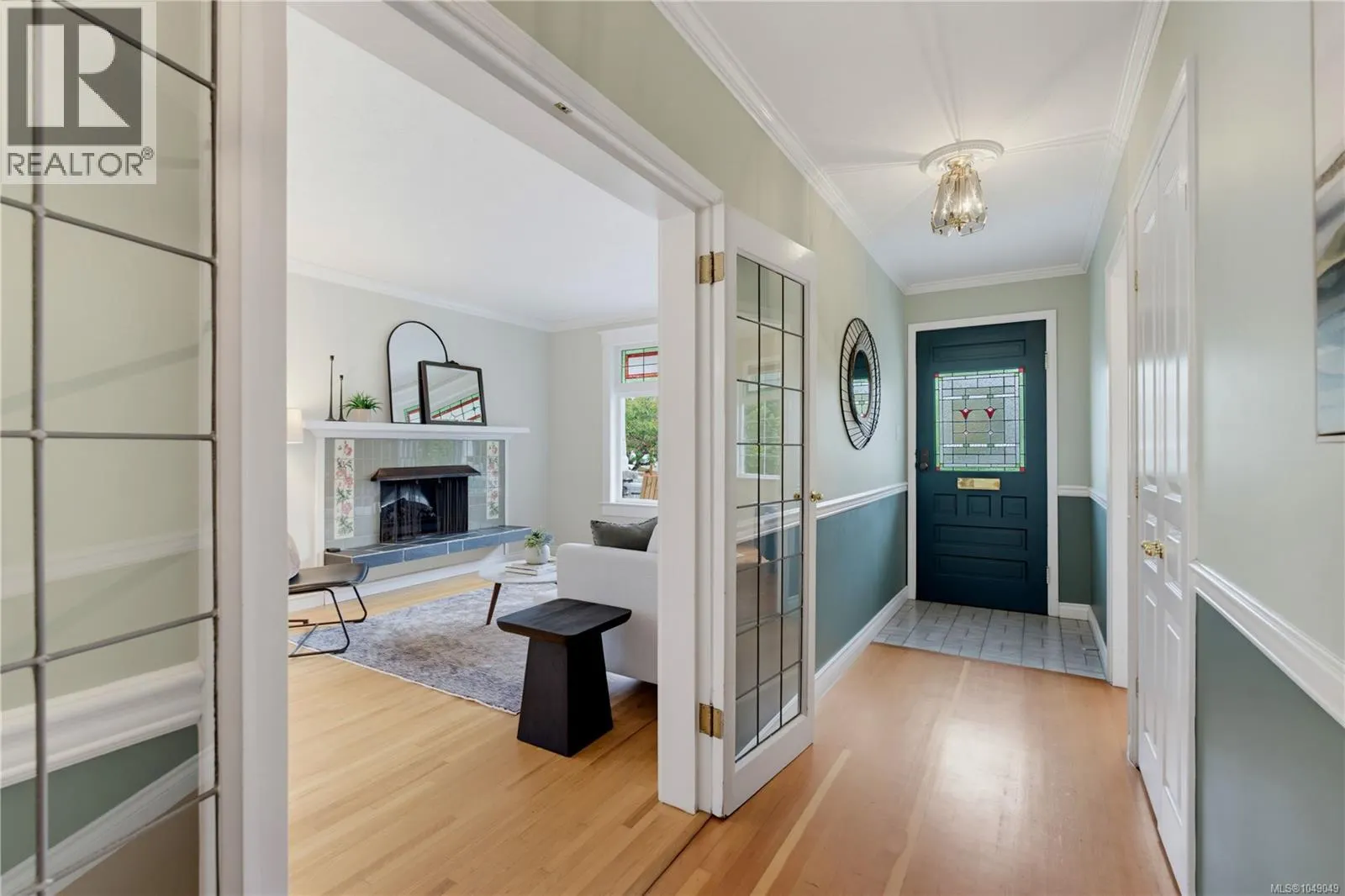 103 Bushby St