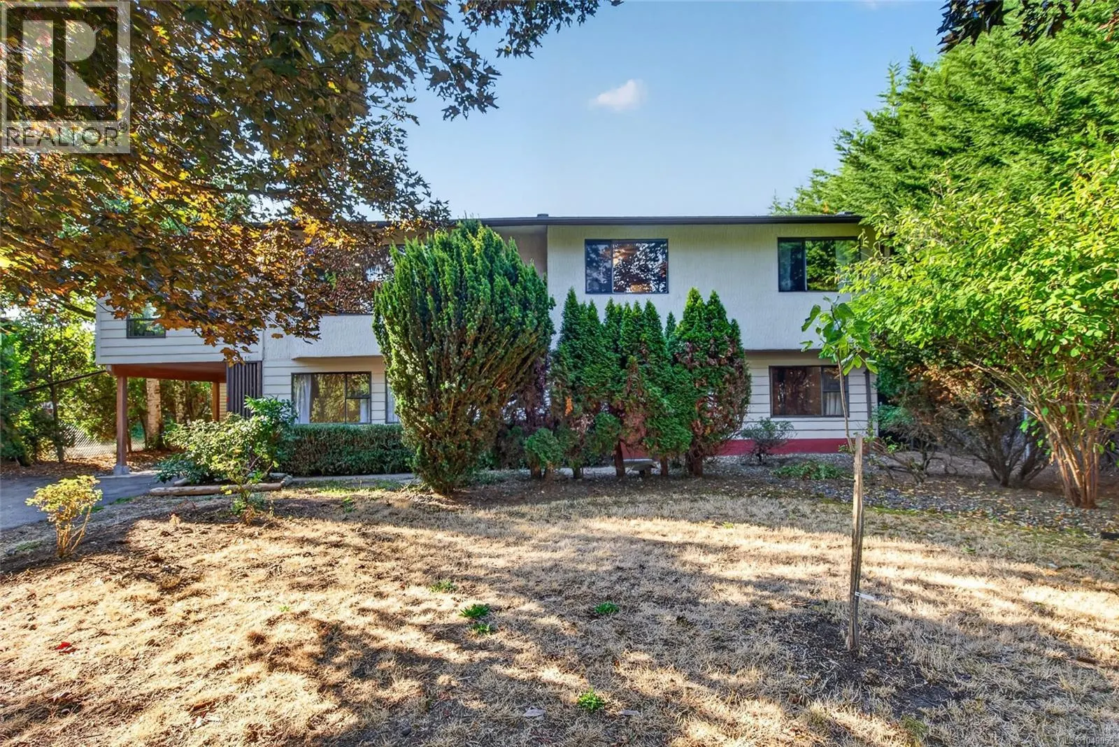 7115 Wallace Dr