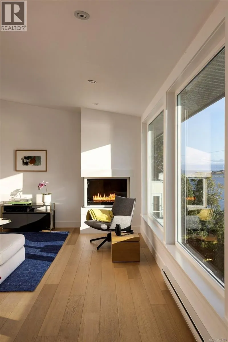 532 Beach Dr