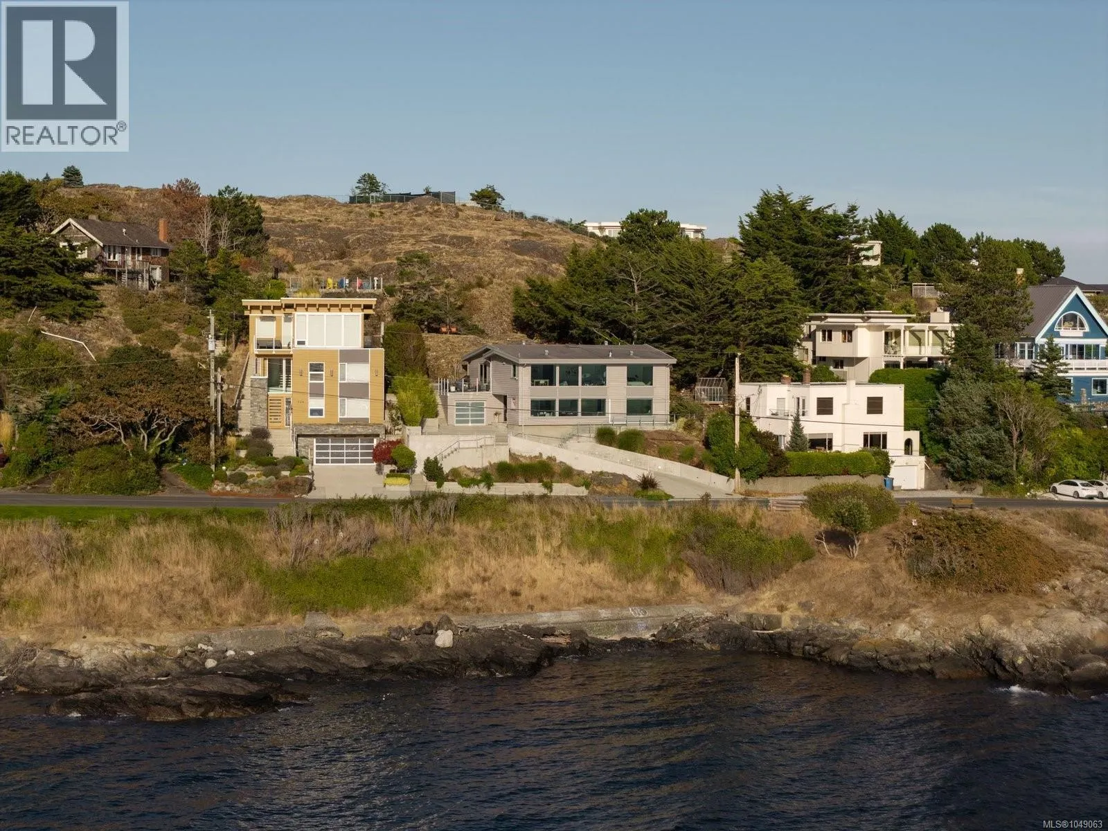 532 Beach Dr