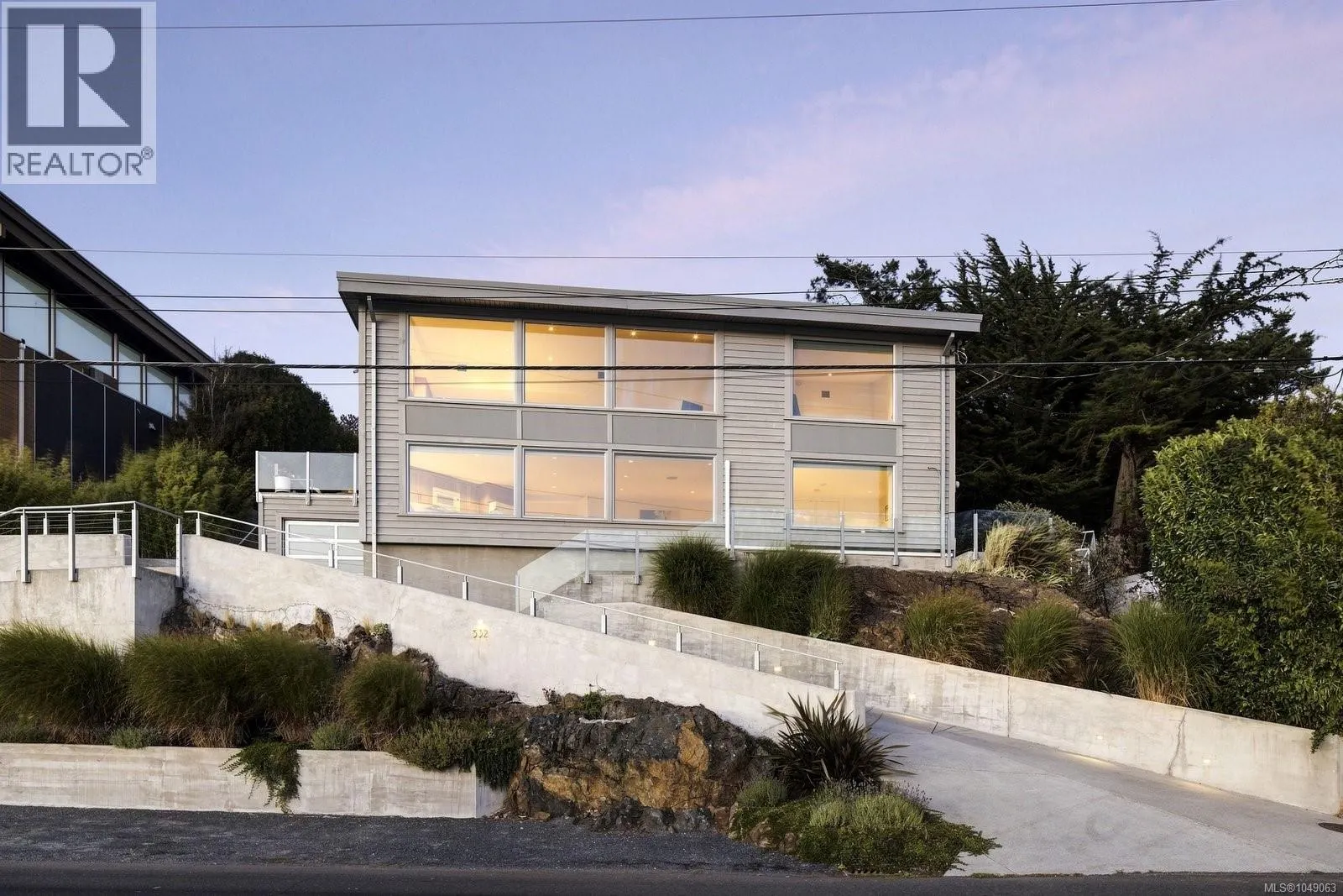 532 Beach Dr