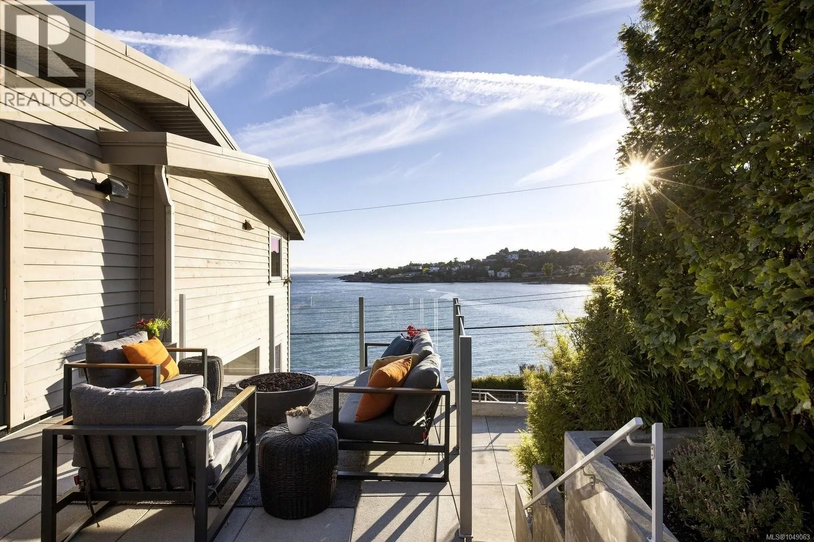 532 Beach Dr