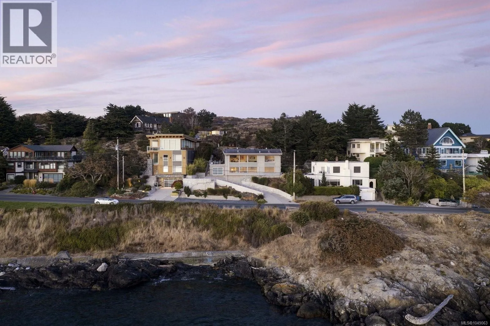 532 Beach Dr