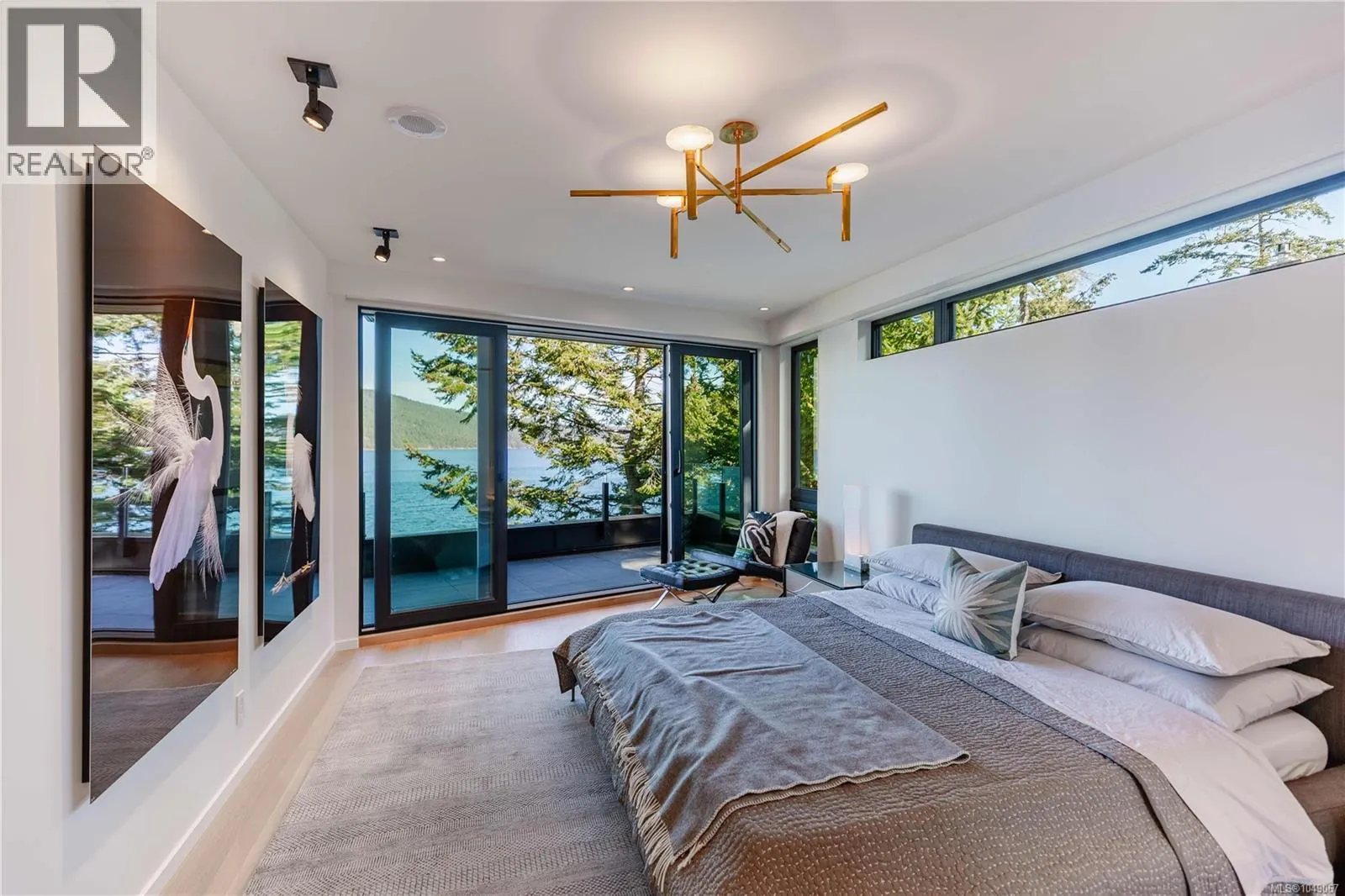 848 Lands End Rd