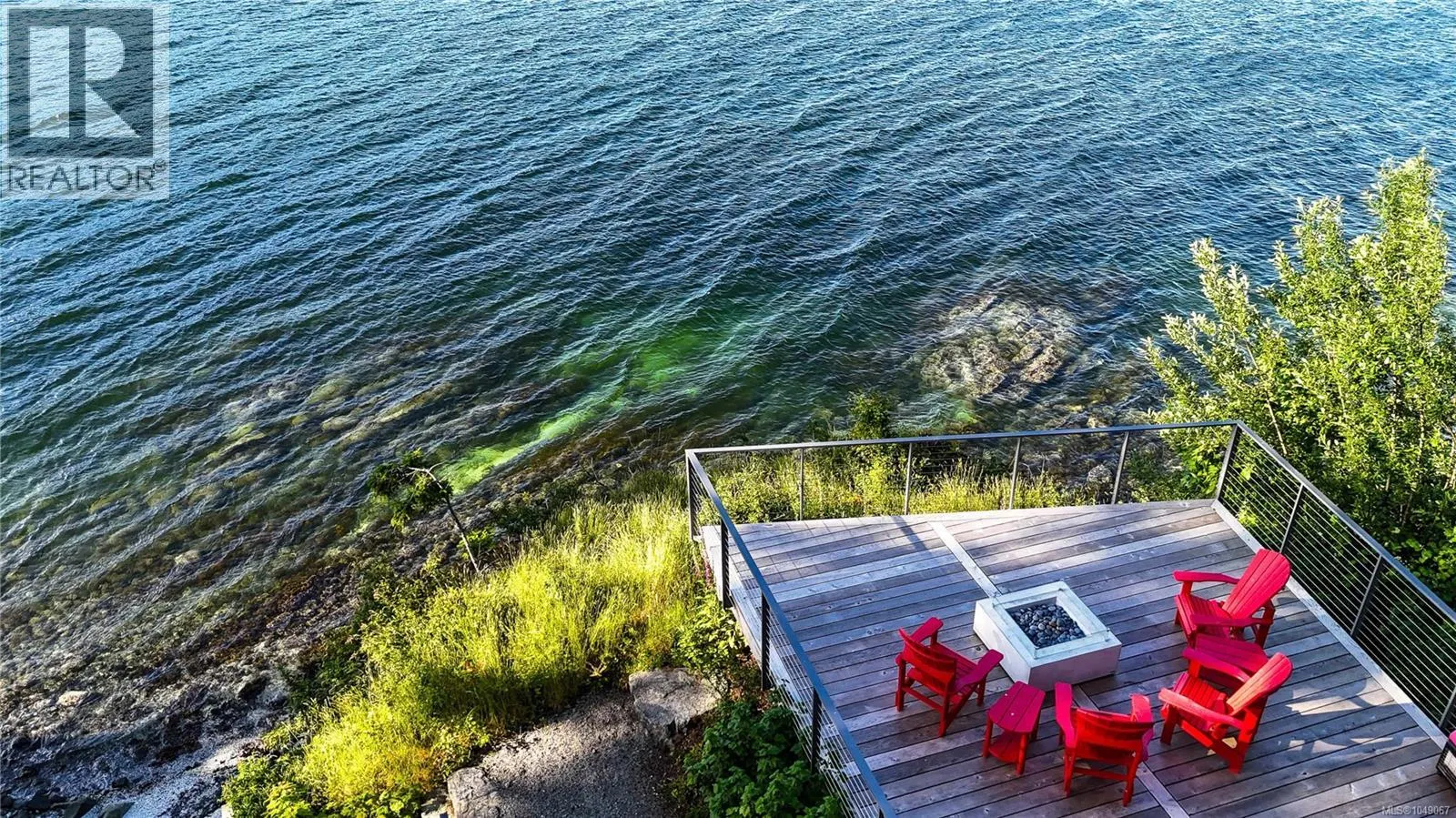 848 Lands End Rd