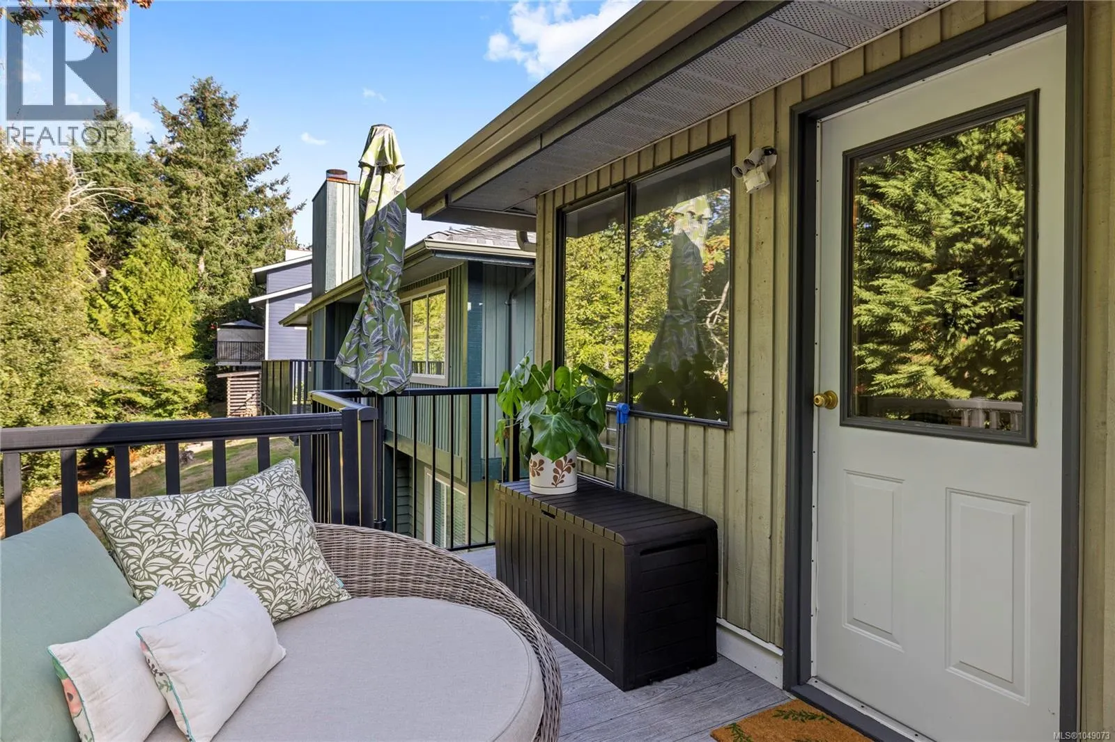3557 Fairview Dr