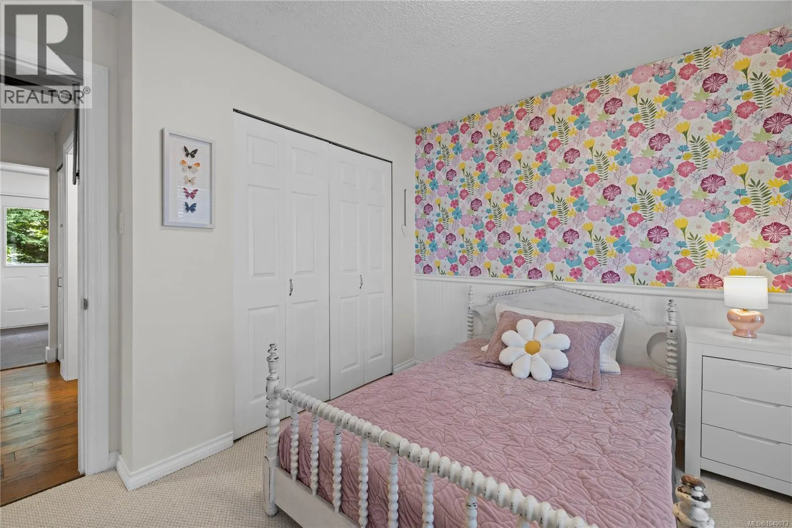 3557 Fairview Dr