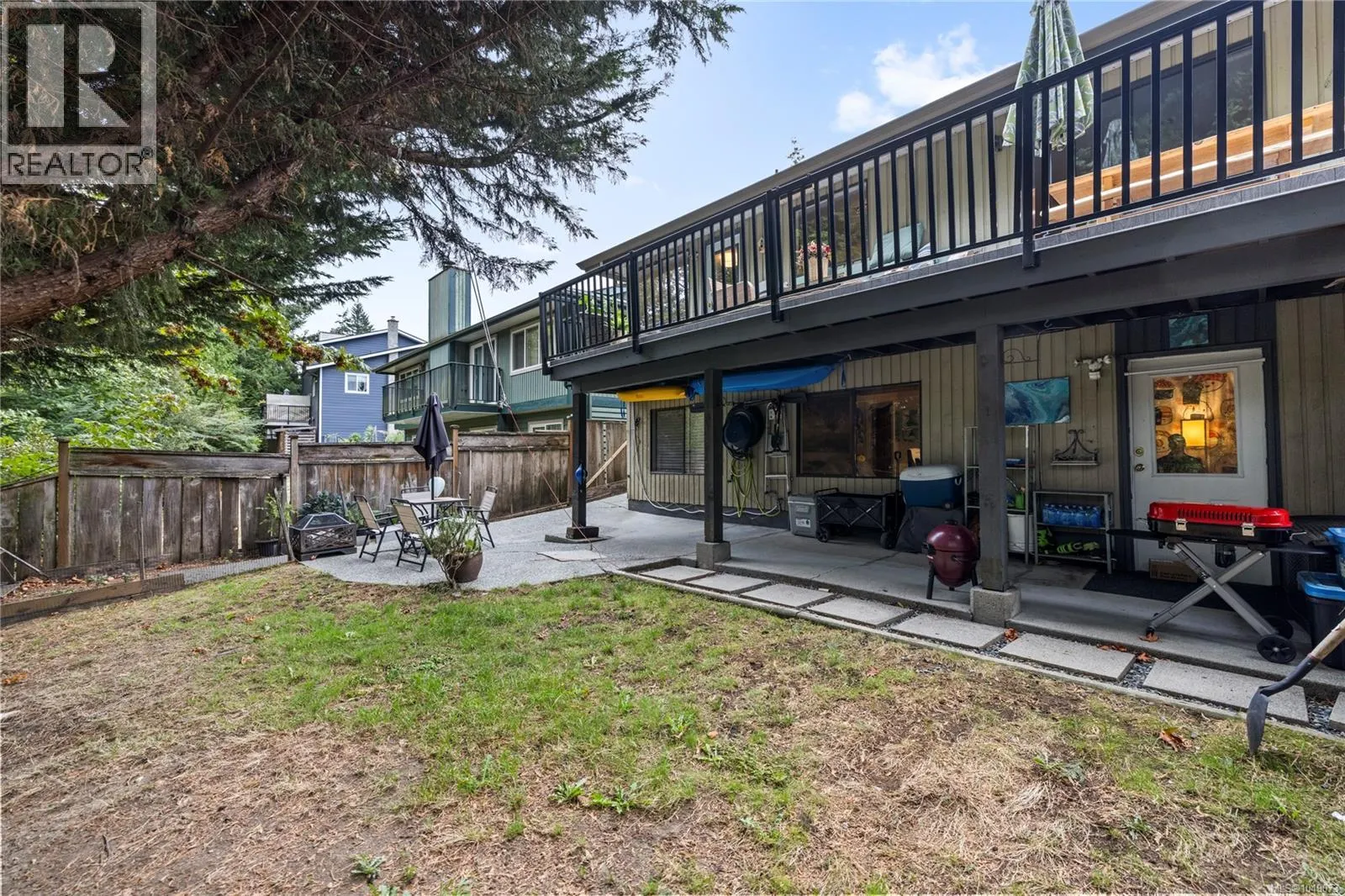 3557 Fairview Dr