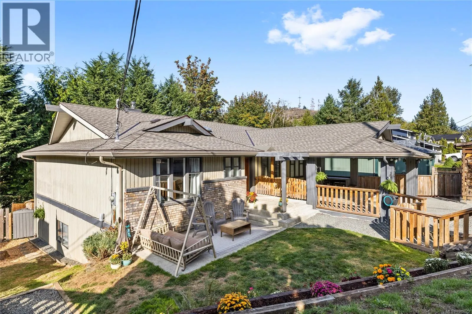 3557 Fairview Dr