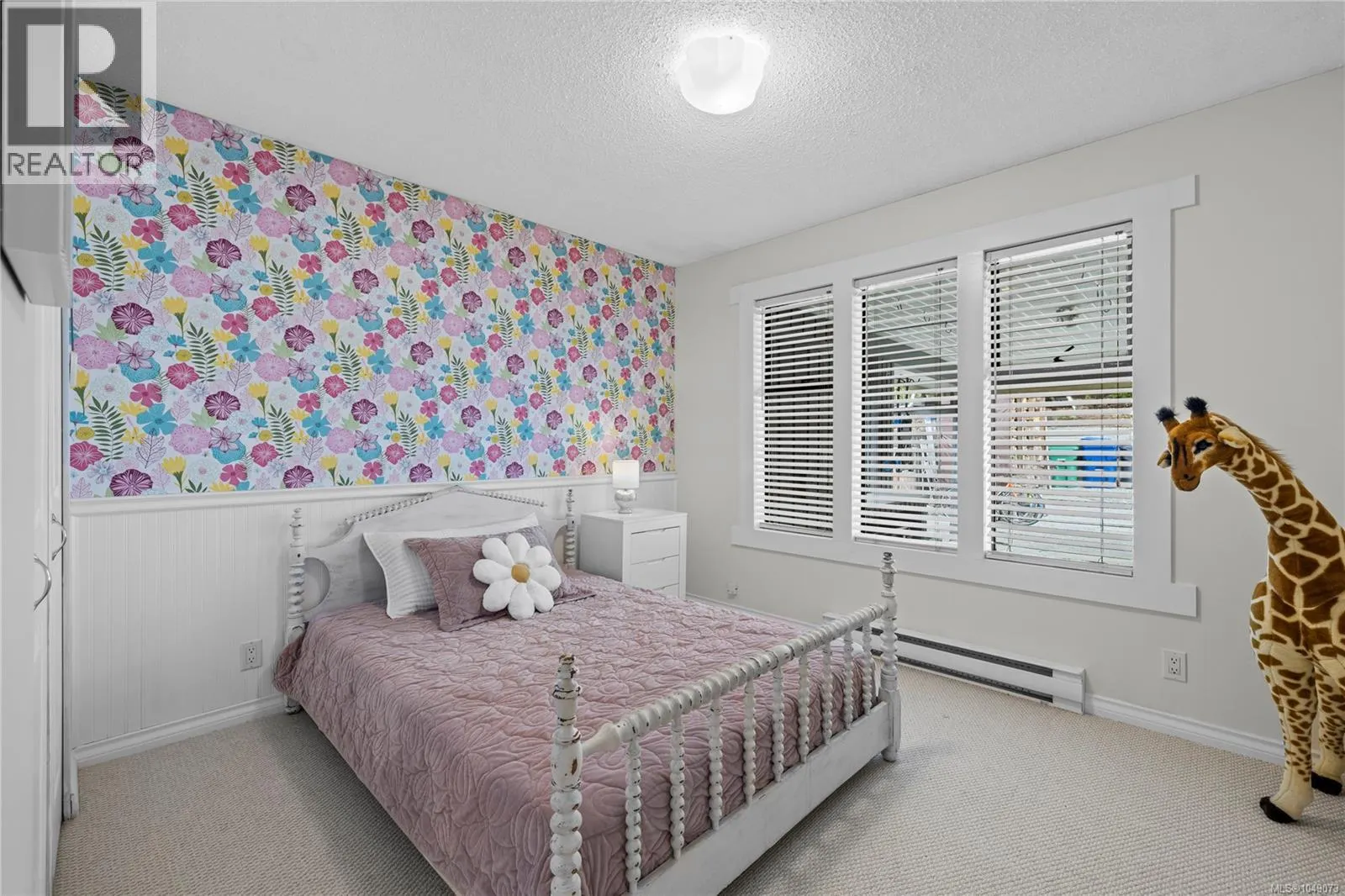 3557 Fairview Dr