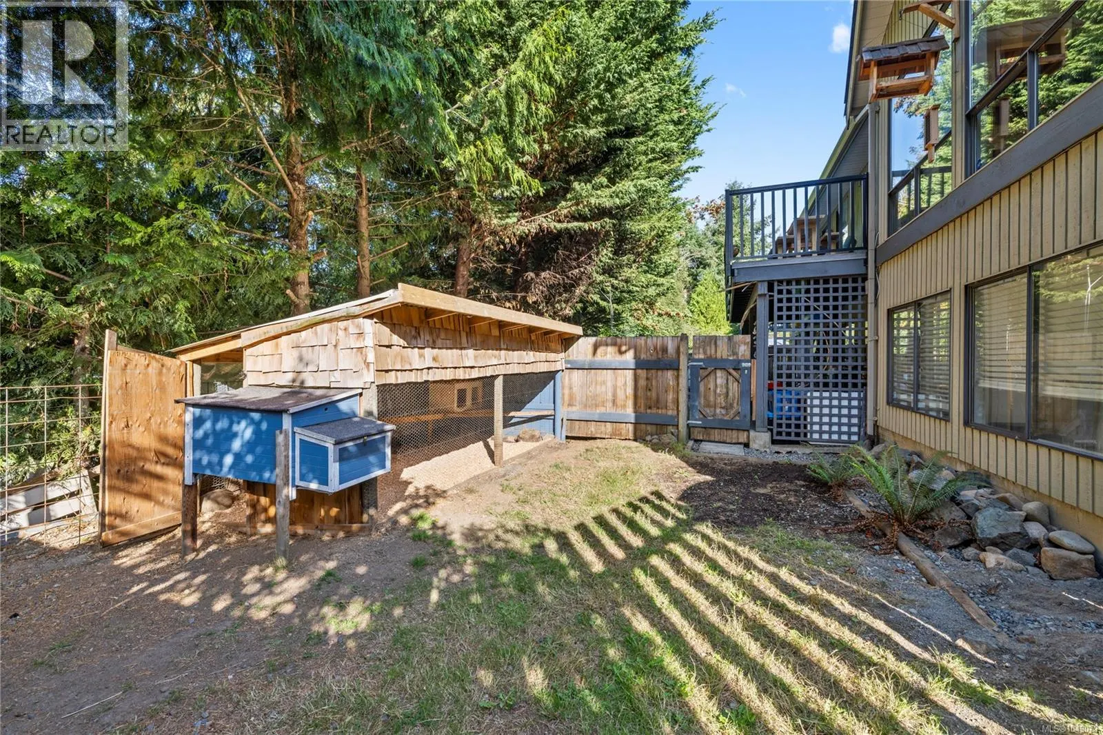 3557 Fairview Dr