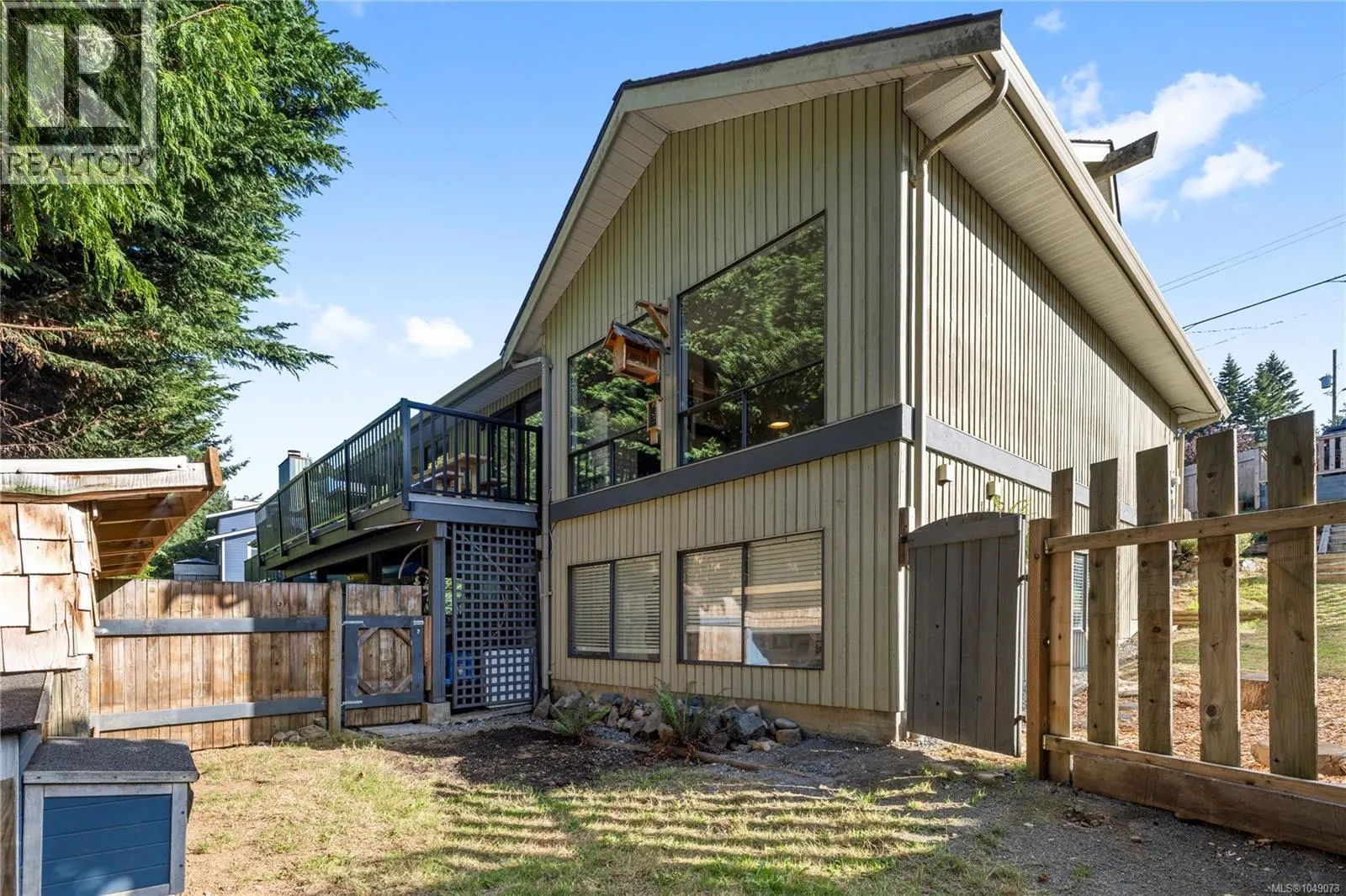 3557 Fairview Dr