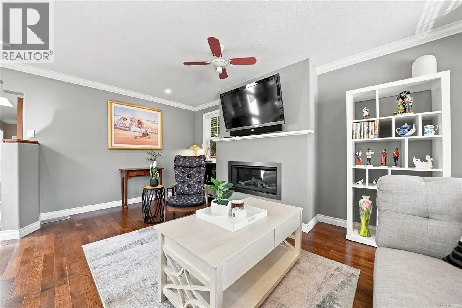611 Pioneer Cres