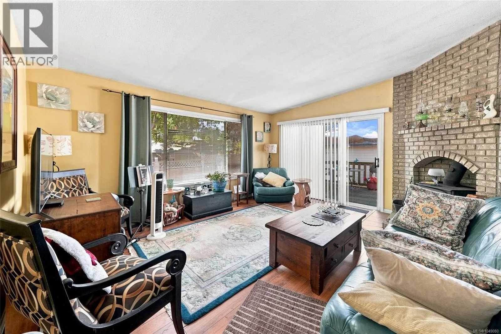 611 Pioneer Cres