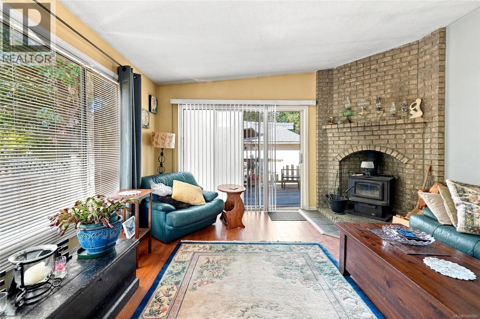 611 Pioneer Cres