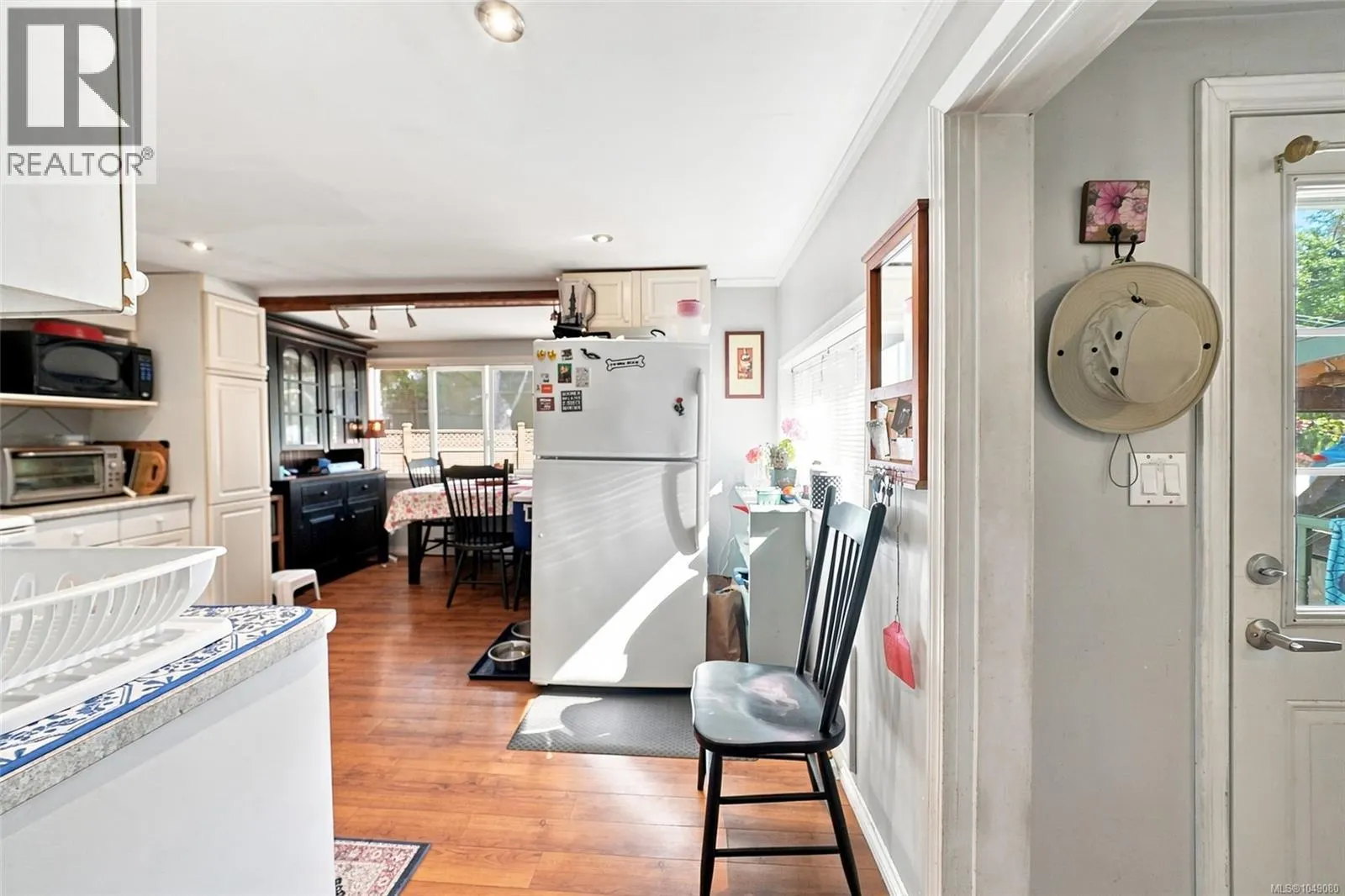 611 Pioneer Cres