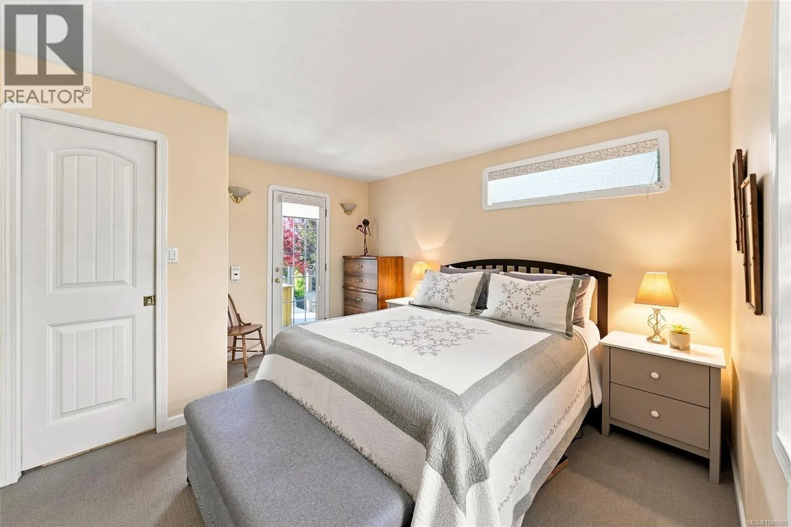 611 Pioneer Cres