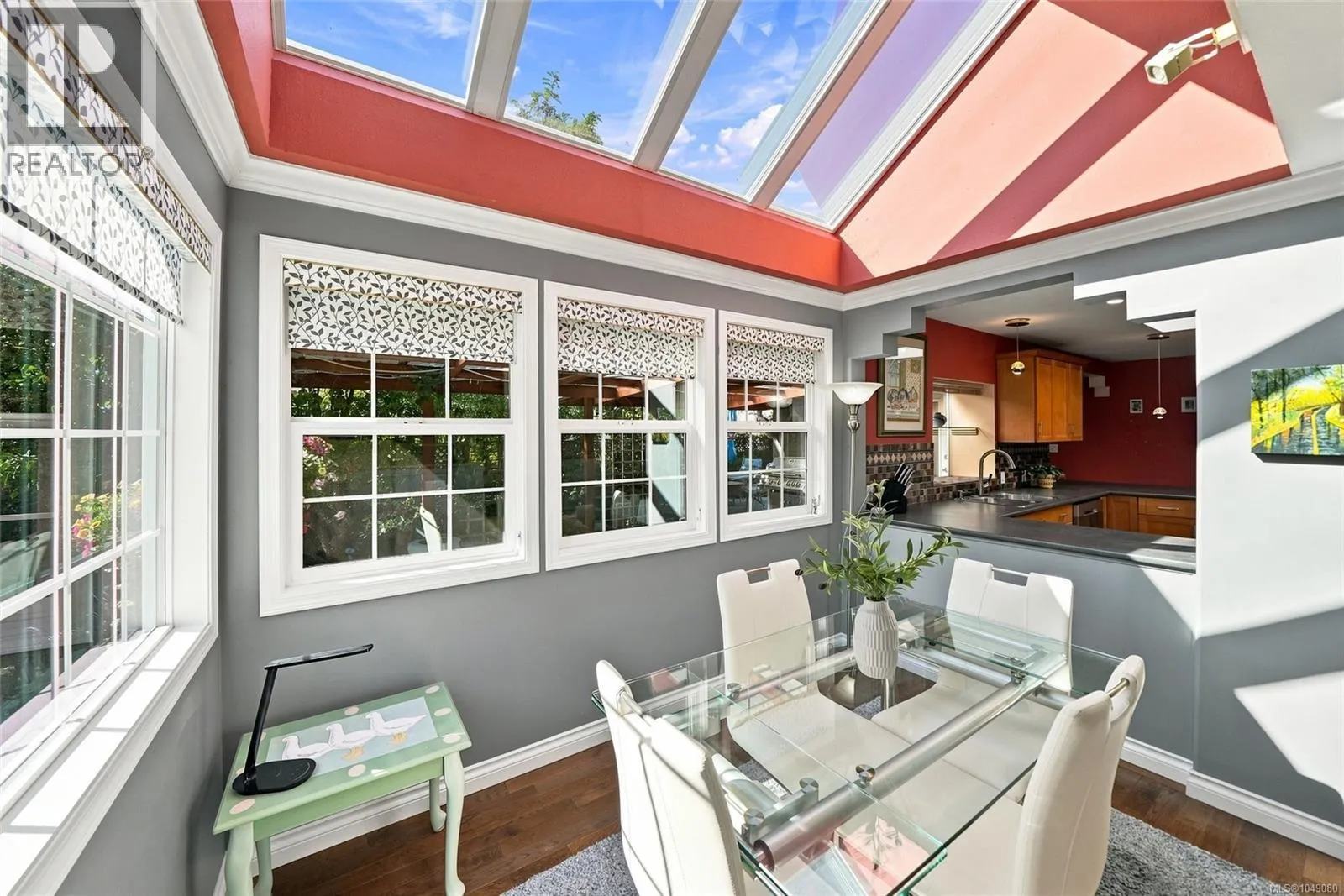 611 Pioneer Cres