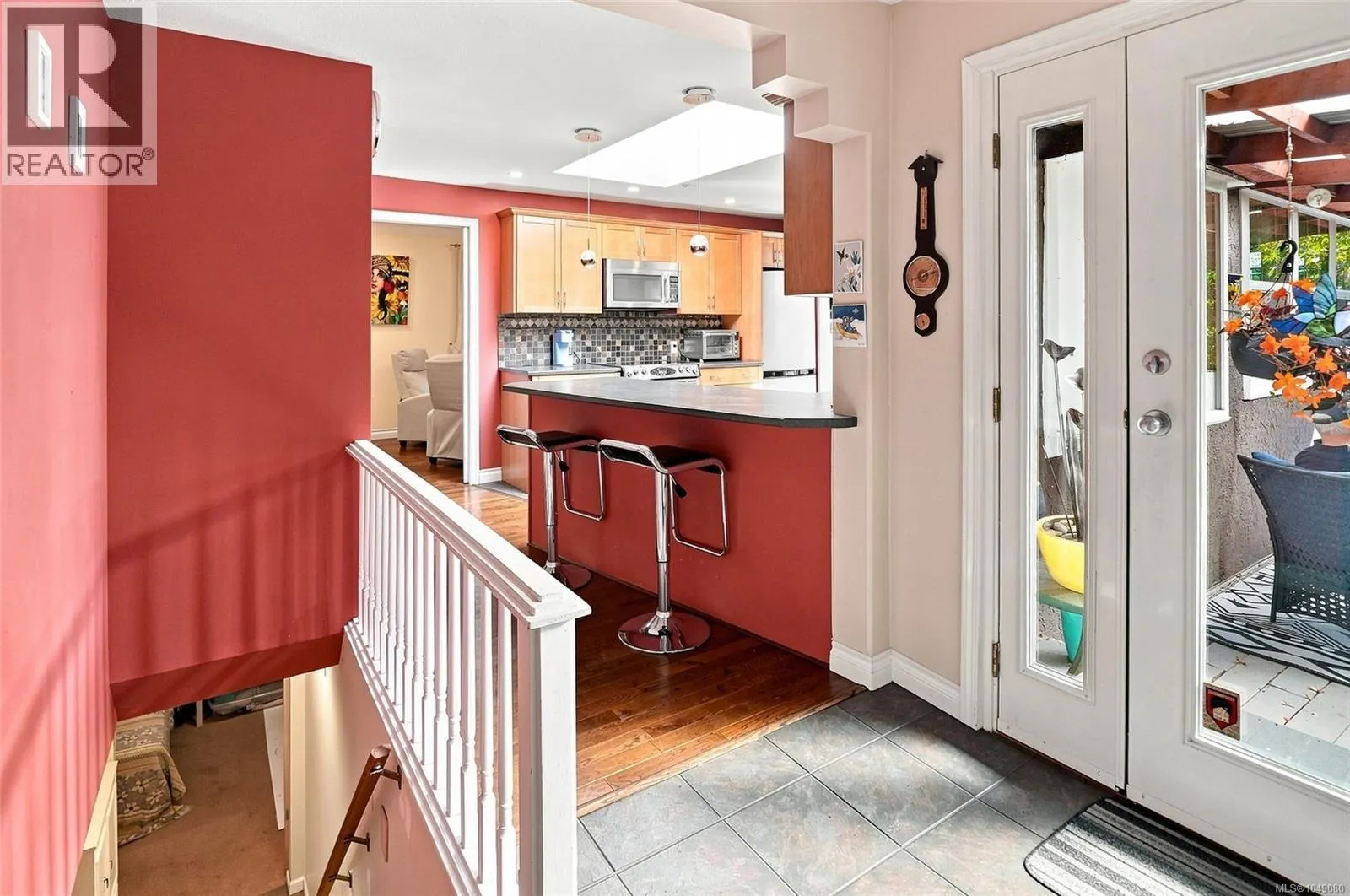 611 Pioneer Cres