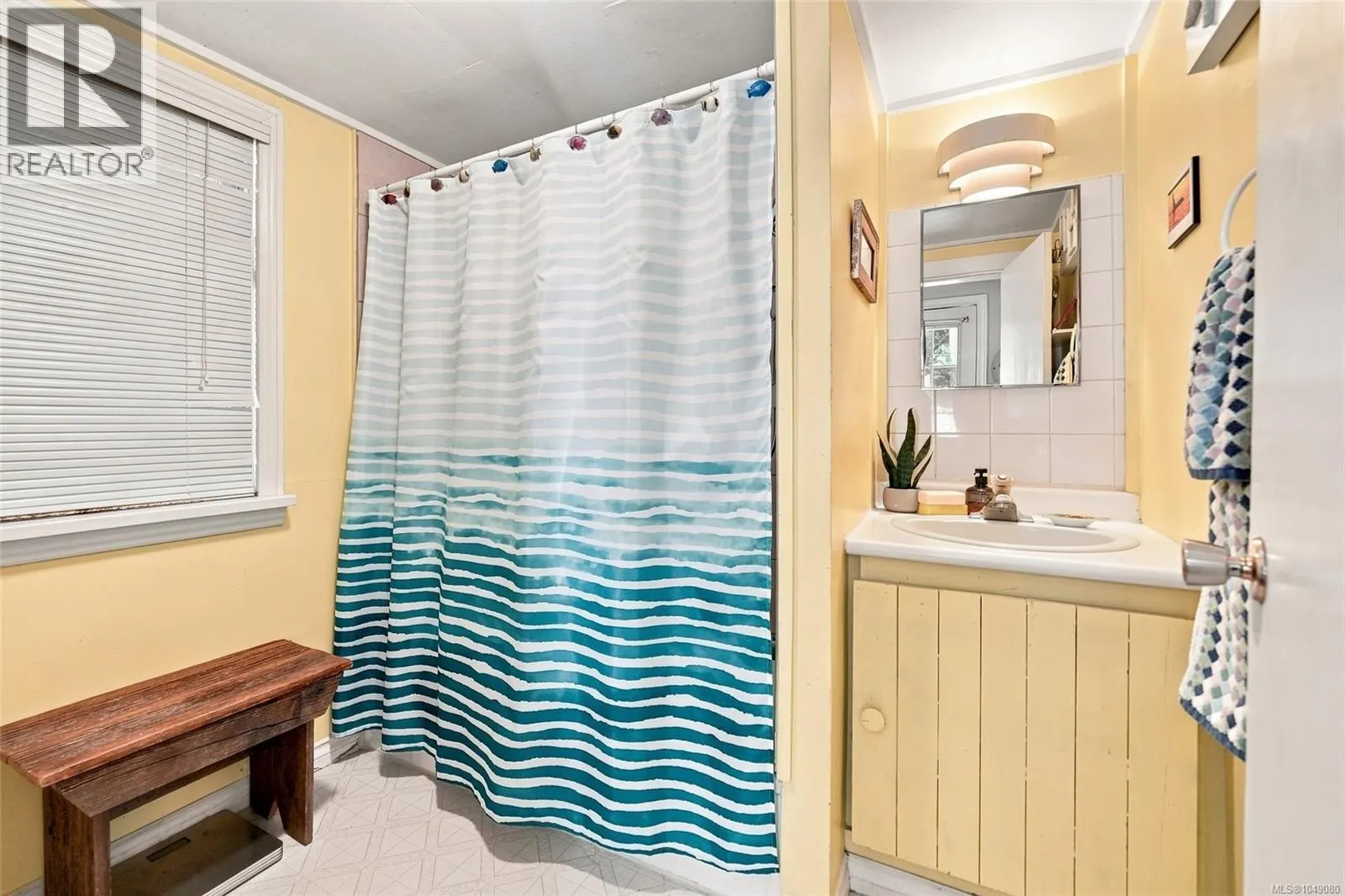 611 Pioneer Cres