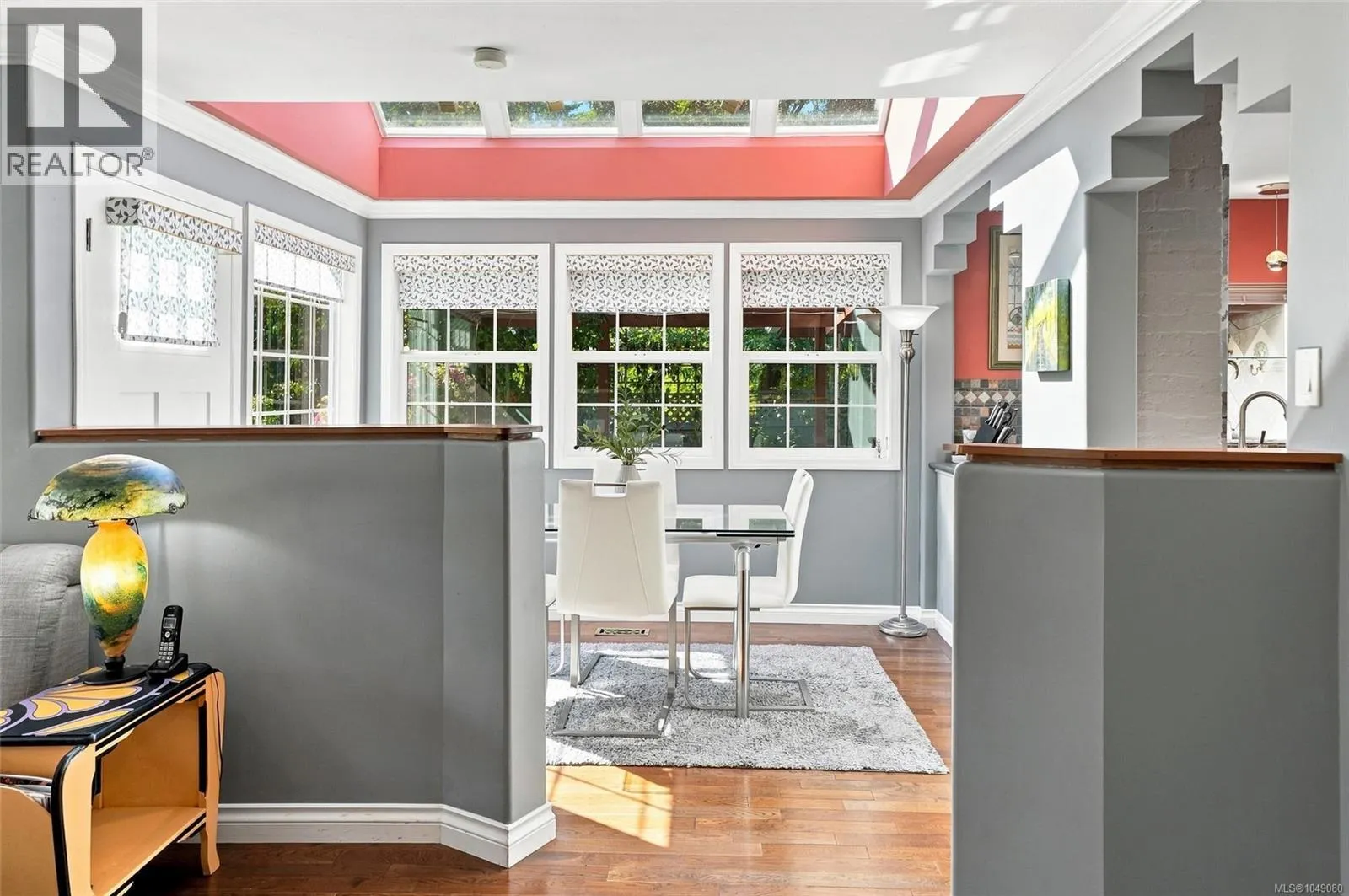 611 Pioneer Cres