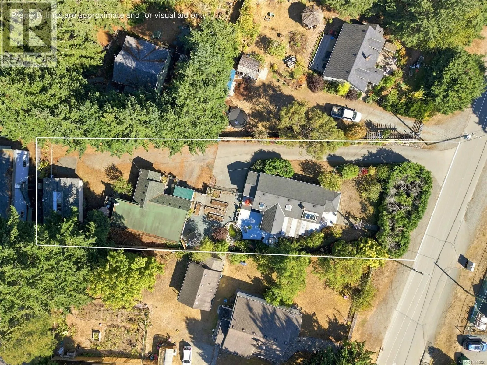 611 Pioneer Cres