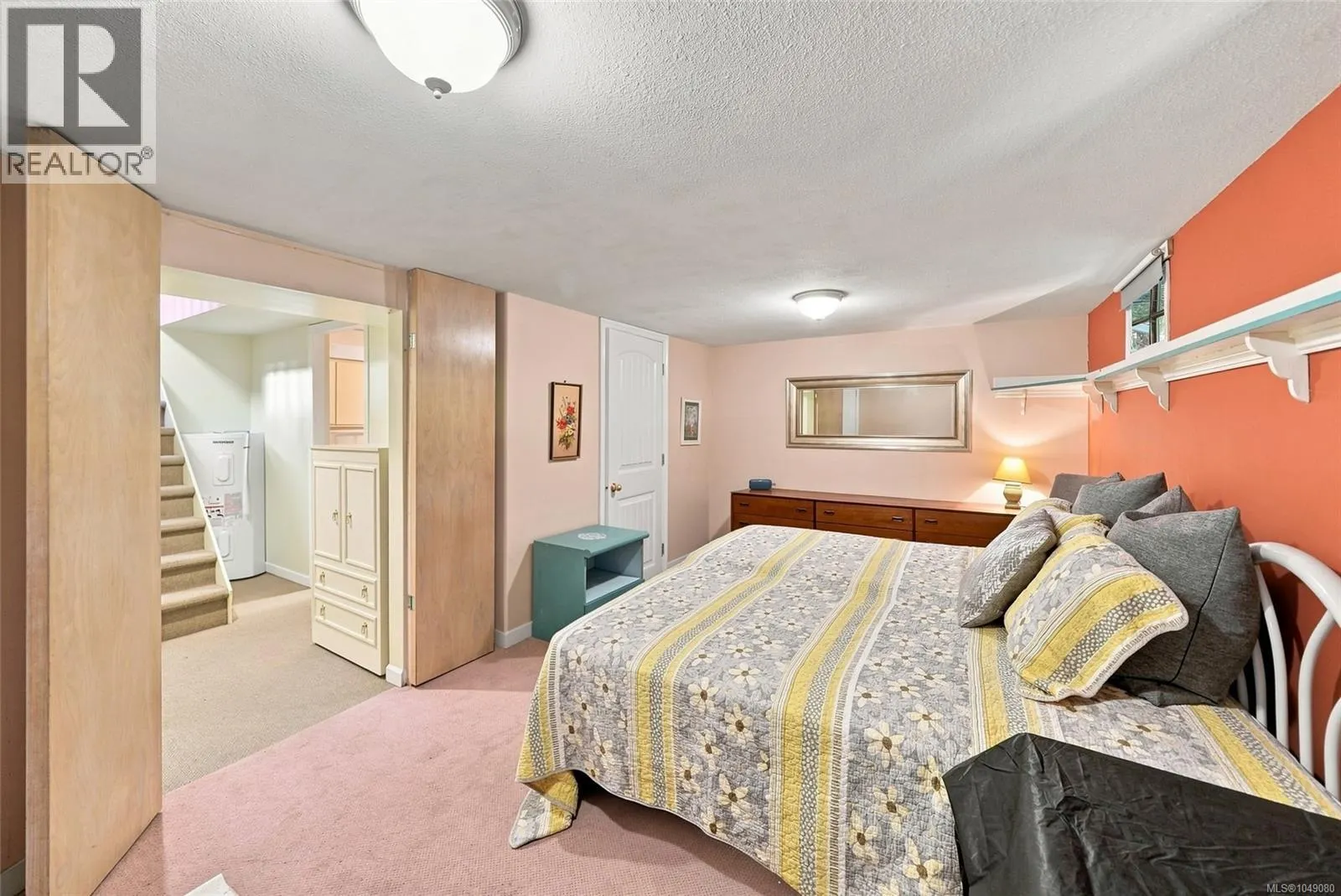 611 Pioneer Cres