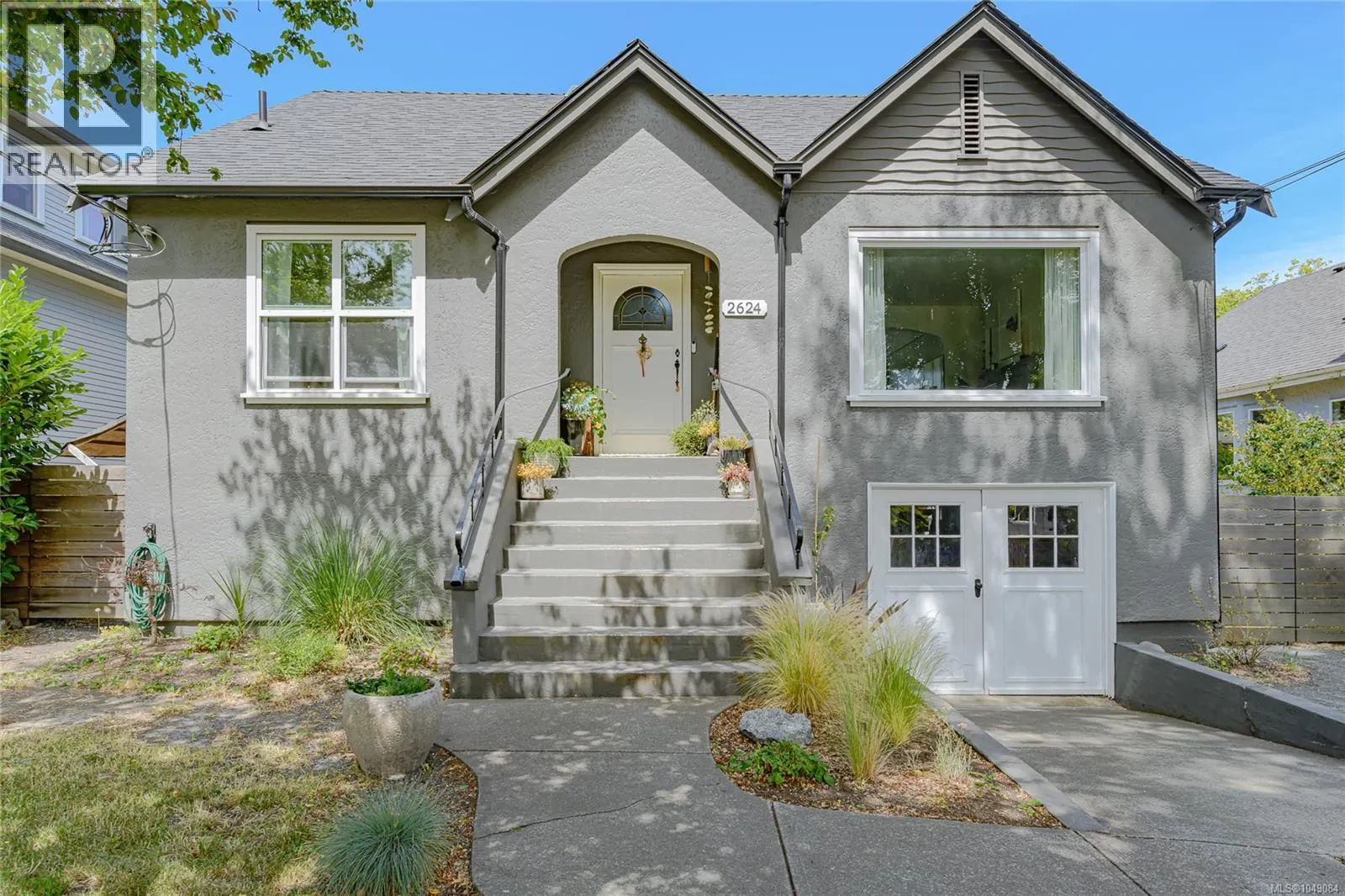 2624 Estevan Ave