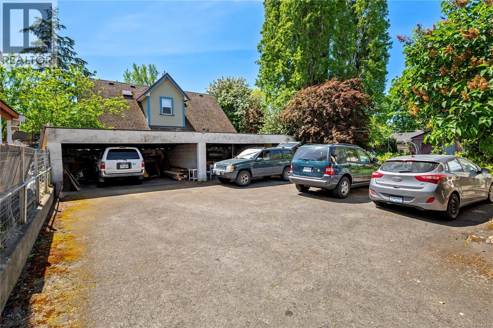 1157 Princess Ave