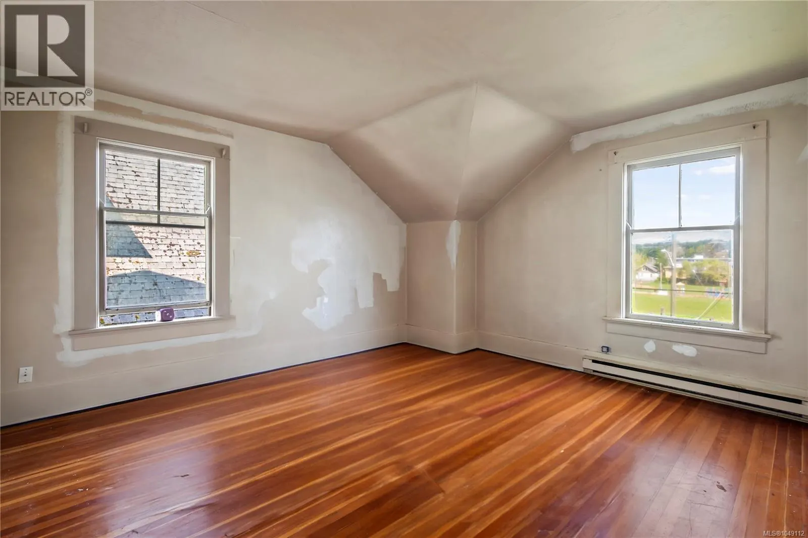 1157 Princess Ave