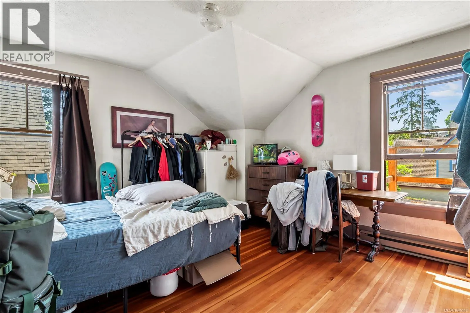 1157 Princess Ave